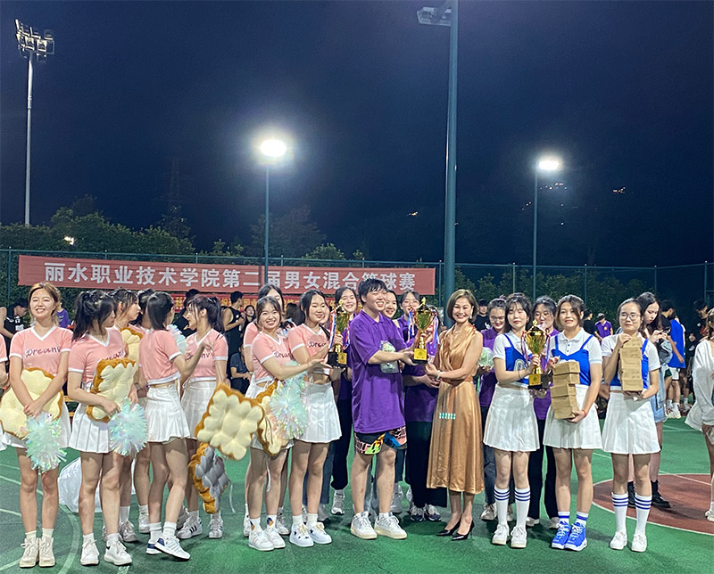 公司参加协会组织的活动及公益活动